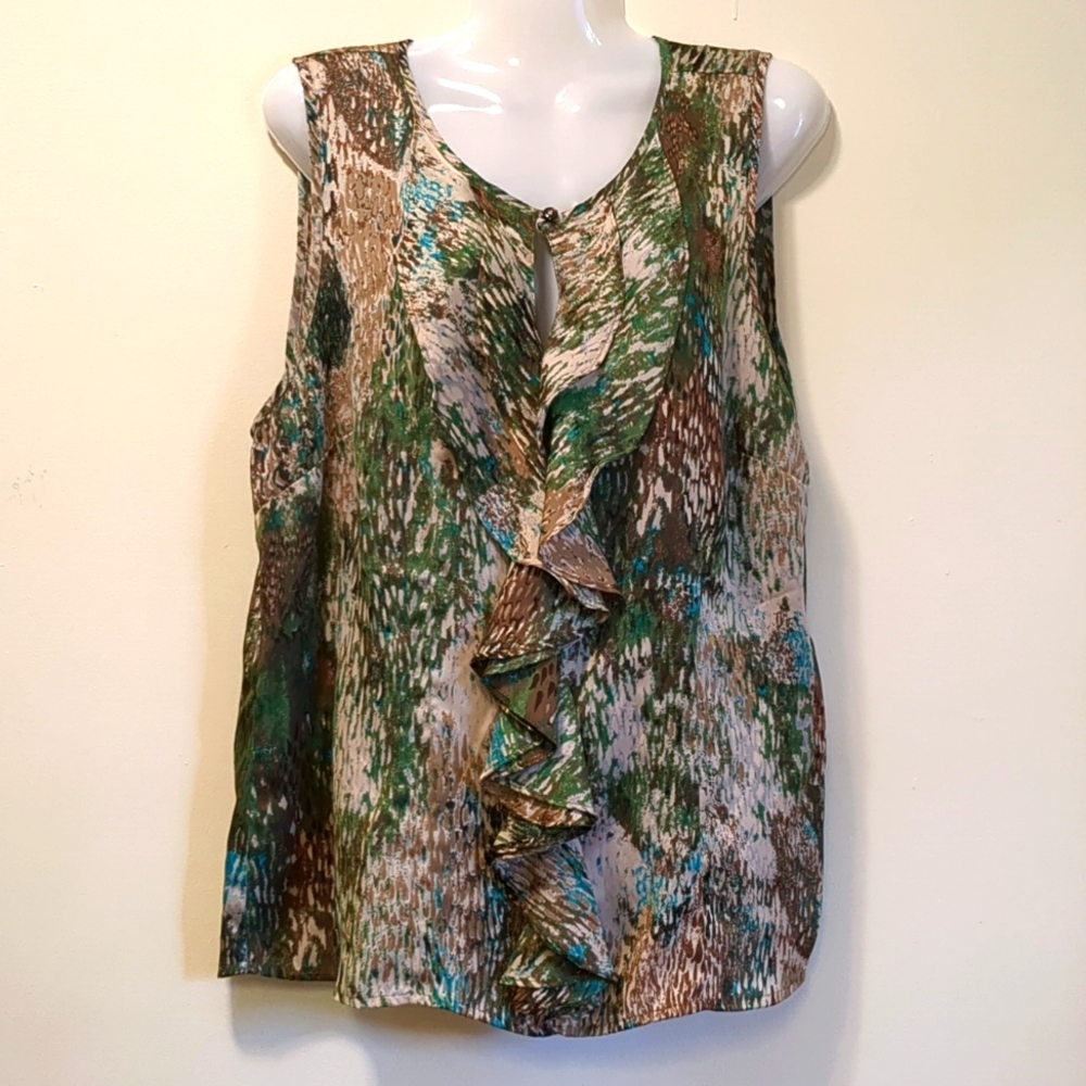 Dressbarn sleeveless blouse
